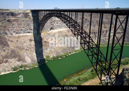 Perrine Bridge Spanning The Snake River Canyon Stock Photo - Alamy