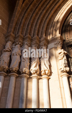 The Gothic Apostles in the main portal of Évora Cathedral, Portugal Stock Photo