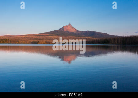 Big Lake at the base of Mt Washington, one of the tallest mountains on the Santiam Pass near Mount Jefferson. Stock Photo