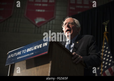 Minneapolis, Minnesota, USA. 13th Feb, 2016. Bernie Sanders delivers a campaign speech during his opening remarks before a panel of African-American activists and an audience of potential voters during the Black America Forum. Senator Bernie Sanders of Vermont, who is seeking the Democratic Party nomination for president, attended the Black America Forum, sponsored by MN Neighborhoods Organizing for Change at Patrick Henry High School in the largely African-American neighborhood of North Minneapolis, Minnesota on Friday, February 12, 2016. After beating Hillary Clinton in the New Ha Stock Photo