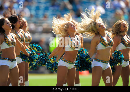 Jacksonville, FL, USA. 4th Nov, 2012. Jacksonville Jaguars cheerleaders during the Jags' 31-14 loss to the Detroit Lions at EverBank Field on November 4, 2012 in Jacksonville, Florida. ZUMA Press/Scott A. Miller. © Scott A. Miller/ZUMA Wire/Alamy Live News Stock Photo