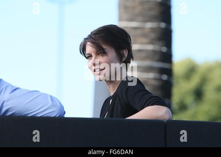 Lauren Cohan seen at Universal Studios where she was interviewed by Mario Lopez for television show 'Extra'  Featuring: Lauren Cohan Where: Los Angeles, California, United States When: 12 Jan 2016 Stock Photo