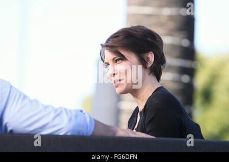 Lauren Cohan seen at Universal Studios where she was interviewed by Mario Lopez for television show 'Extra'  Featuring: Lauren Cohan Where: Los Angeles, California, United States When: 12 Jan 2016 Stock Photo