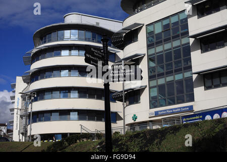 Station Plaza Health Centre and Sussex Coast College in Hastings, East Sussex, UK Stock Photo