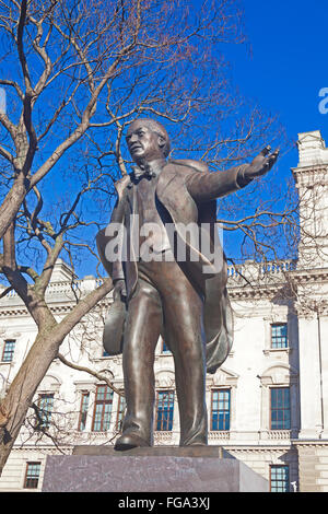 London, Westminster   The statue of David Lloyd George in Parliament Square Stock Photo