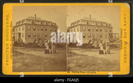 Delphine house, with group, by Procter Brothers Stock Photo
