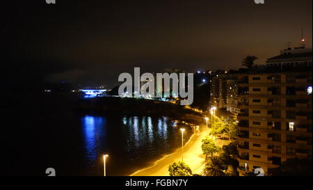 Niterói Contemporary Art Museum, Rio de Janeiro, Brazil. Icarai Beach by night Stock Photo