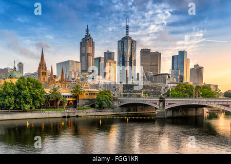 Sunrise over skyline of Melbourne downtown, Princess Bridge and Yarra River Stock Photo