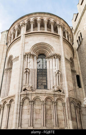 Detail of church of San Vigilio, Trento, Italy. The style of the temple is a Romanesque-Lombard, but reflects clear Gothic influ Stock Photo