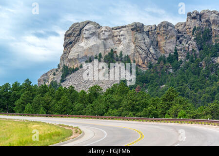 View of a highway leading to Mount Rushmore National Monument in South Dakota Stock Photo