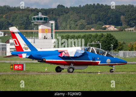 Patrouille de France, the national formation display team of the French Air Force (Armee de l’Air) in their Alpha Jet aircraft Stock Photo