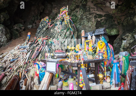 Hundreds of wooden phallic symbols line the Princess Cave at Phra Nang Beach, Railay, Thailand Stock Photo