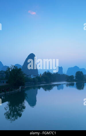 Yulong River at dawn, Yangshuo, Guangxi, China Stock Photo