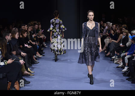 Lindley Hall, London 21st of February 2016. Temperly showing Autumn Winter 2016 collection on the London Fashion Week. Krisztian Pinter/Alamy Live News. Stock Photo