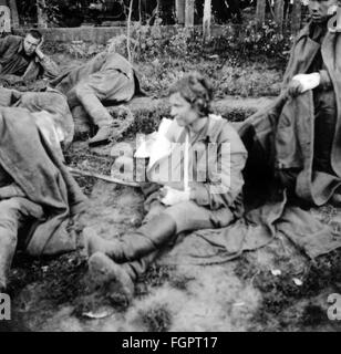 Second World War / WWII, Soviet Union, summer 1941, wounded Soviet prisoners of war, Ukraine, Army Group South, Additional-Rights-Clearences-Not Available Stock Photo