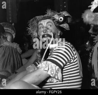 festivities, carnival, feast of the 'Damische Ritter' corporation, costumed guest, Löwenbräukeller, Munich, 1958, Additional-Rights-Clearences-Not Available Stock Photo