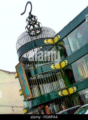 Xuzhou, Xuzhou, CHN. 22nd Feb, 2016. A bird-cage-shaped-restaurant ...