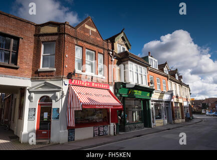 Brockenhurst village centre, New Forest Stock Photo - Alamy