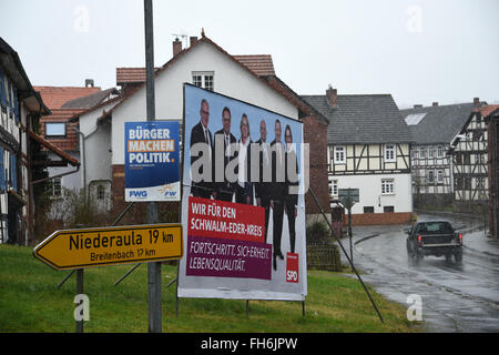 Ottrau, Germany. 10th Feb, 2016. Election signs in Ottrau, Germany, 10 February 2016. PHOTO: UWE ZUCCHI/DPA/Alamy Live News Stock Photo
