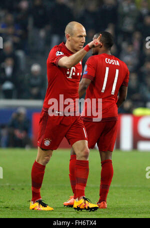 Bayern’s Arjen Robben celebrates after scoring during the Champions League first leg round of 16 football match between Juventus and Bayern at the Juventus Stadium. The game ended 2-2. (Photo by Riccardo de Luca / Pacific Press) Stock Photo