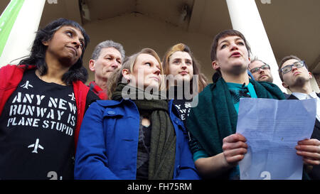 London, UK. 24th February, 2016. Danielle Paffard reads a statement on behalf of the 13 Plane Stupid activists before sentencing at Willesden Magistrates Court in North West London. The Heathrow13 are at court for final sentencing, having all been found guilty of aggravated trespass and entering the security restricted area of London Heathrow Airport’s (LHR) north runway in protest of plans to build a third runway. Credit:  Dinendra Haria/Alamy Live News Stock Photo