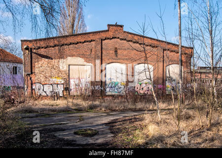 Güterbahnhof train station, Pankow, Berlin. Disused former freight rail yard, train shed and turntable building Stock Photo