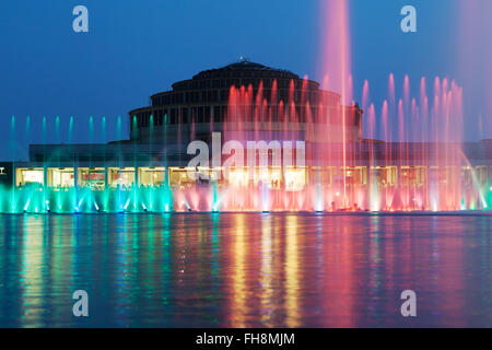 The Wroclaw Fountain with the Centennial Hall in the background, Wroclaw, Poland. Stock Photo