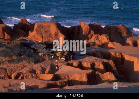 Morro Branco beach - labyrinths formed by erosion on multi-colored cliffs, Beberibe minicipality, Ceara State, Northeastern Brazil. Stock Photo