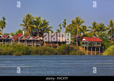 BUNGALOWS on DONE DET ISLAND in the 4 Thousand Islands Area (Si Phan Don) of the MEKONG RIVER - SOUTHERN, LAOS