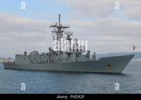 ORP General Tadeusz Kosciuszko (273), an Oliver Hazard Perry-class frigate of the Polish Navy, arriving for Joint Warrior 15-2. Stock Photo