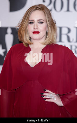 London, UK. 24th Feb, 2016. Adele arrives at the BRIT Awards at The O2 Arena in London, England, on 24 February 2016. Credit:  dpa picture alliance/Alamy Live News Stock Photo