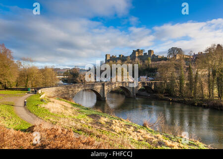 Dinham Bridge crossing the RIver Teme, below Ludlow Castle, Ludlow, Shropshire, England, UK Stock Photo