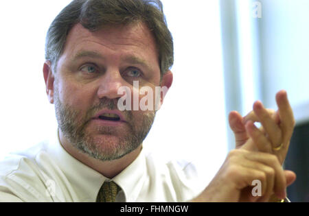 Ft. Lauderdale, FL, USA. 18th July, 2001. Florida, USA - United States - 7/18/01---photo by Patti P. Nielsen----.bully18b.Tim Donnelly, prosecutor in the homicide unit. He prosecuted all seven young people accused of killing Bobby Kent in 1993. © Sun-Sentinel/ZUMA Wire/Alamy Live News Stock Photo