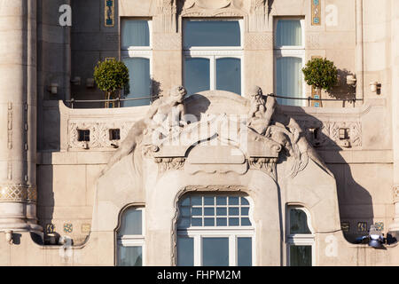 Gresham Palace Statues Budapest Hungary Stock Photo