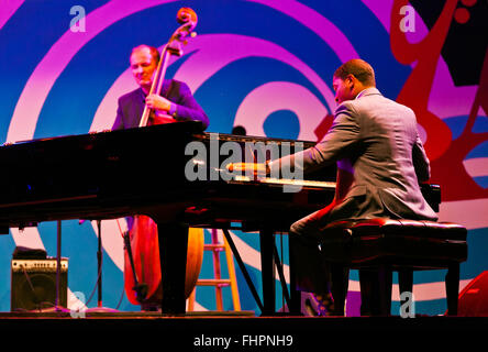 CHRISTIAN SANDS on grand piano with Geri Allen and the Errol Garner Project performing at the 58th Monterey Jazz Festival - Cali Stock Photo