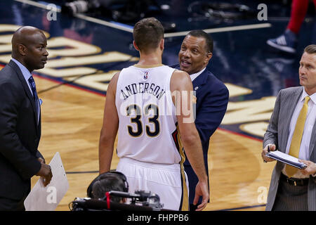 New Orleans, LA, USA. 25th Feb, 2016. New Orleans Pelicans forward Ryan Anderson (33) talks with New Orleans Pelicans head coach Alvin Gentry during an NBA basketball game between the Oklahoma City Thunder and the New Orleans Pelicans at the Smoothie King Center in New Orleans, LA. Stephen Lew/CSM/Alamy Live News Stock Photo