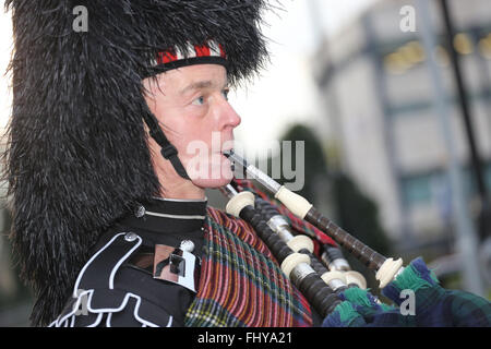 Rochdale, UK. 26th February, 2016. Scots Guards Association piper in Rochdale, UK 26th February 2016 Credit:  Barbara Cook/Alamy Live News Stock Photo