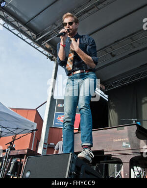 Philadelphia, Pennsylvania, USA. 31st January, 2016. Andrew McMahon Performs at Radio 1045 Winter Jam 2016 at XFINITY Live! Stock Photo