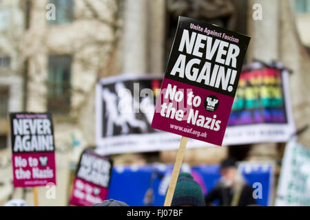 Manchester, UK 27th February 2016.  Manchester Unite Against Fascism has called a protest against a North West Infidels anti-migrant rally.  Following the outpouring of support for refugees across Europe towards the end of last year, fascists and racists are now trying to turn the tide back their way. The North West Infidels (NWI) say they will rally against migration.  Credit:  Cernan Elias/Alamy Live News Stock Photo