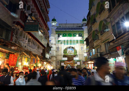 13 Feb 2016. Nizam Gate at Dargah, Tomb of Sufi saint Hazrat Khwaja Gharib Nawaz in Ajmer in Rajasthan India. Stock Photo