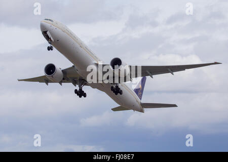 Saudia Saudi Arabian Airlines Boeing 777 Stock Photo