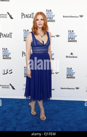 Santa Monica, Los Angeles, California, USA. 27th Feb, 2016. Actress Jessica Chastain arrives at the 31st annual Film Independent Spirit Awards in a tent on Santa Monica Beach in Santa Monica, Los Angeles, USA, on 27 February 2016. Photo: Hubert Boesl - NO WIRE SERVICE - Credit:  dpa picture alliance/Alamy Live News Stock Photo