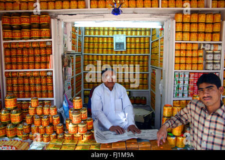 Store selling Ayurvedic products in Haridwar, India Stock Photo