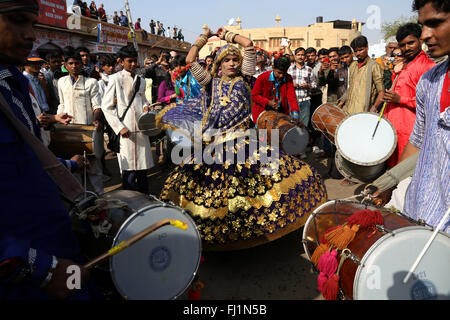 Hijra transsexual woman makingg dance performance in Jaisalmer , Rajasthan , India Stock Photo