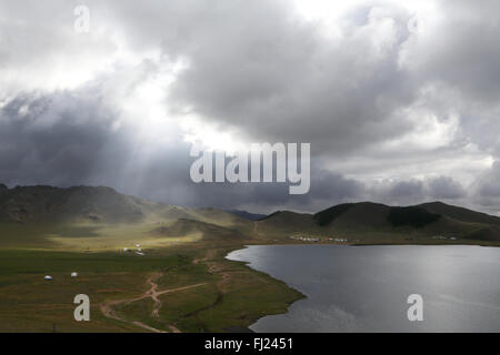 Landscape : lake Terkhiin Tsagaan, also known as «White Lake» in Mongolia Stock Photo