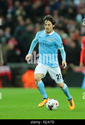 Wembley Stadium, London, UK. 28th Feb, 2016. Capital One Cup Final. Manchester City versus Liverpool. Manchester City Midfielder David Silva on the ball Credit:  Action Plus Sports/Alamy Live News Stock Photo