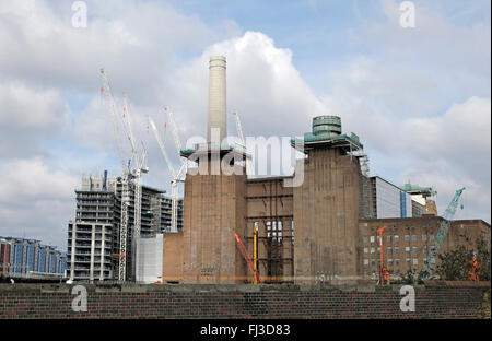 Battersea Power Station chimney under construction in Vauxhall 'Nine Elms'  redevelopment February 2016 London UK  KATHY DEWITT Stock Photo
