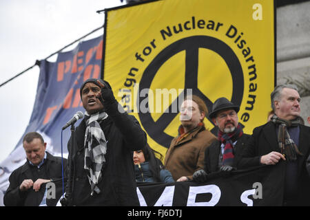 Roger McKenzie (Assistant General Secretary, UNISON) speaking in Trafalgar Square following the Stop Trident demonstration, central London. Stock Photo