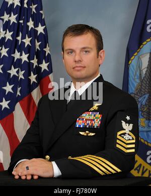 U.S. Navy SEAL Senior Chief Special Warfare Operator Edward Byers ...