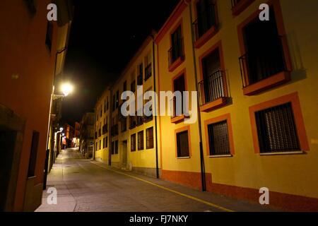 (160301) -- BRUSSELS, March 1, 2016 (Xinhua) -- Photo taken on Feb. 16, 2016 shows night view of the old town of Avila in Spain. The city of Avila is around 100 km to the north-west of Spain's capital city of Madrid. Founded in the 11th century to protect the Spanish territories from the Moors, this 'City of Saints and Stones', the old town of Avila has kept its medieval austerity. This purity of form can still be seen in the Gothic cathedral and the fortifications which, with their 82 semicircular towers and nine gates, are the most complete in Spain. The Old Town of Avila with its Extra-Muro Stock Photo